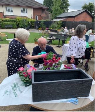 residents plant potting